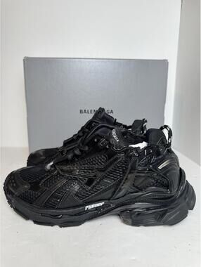 Balenciaga Runner Sneaker Black SZ 40/7 US New w/ Box Defect